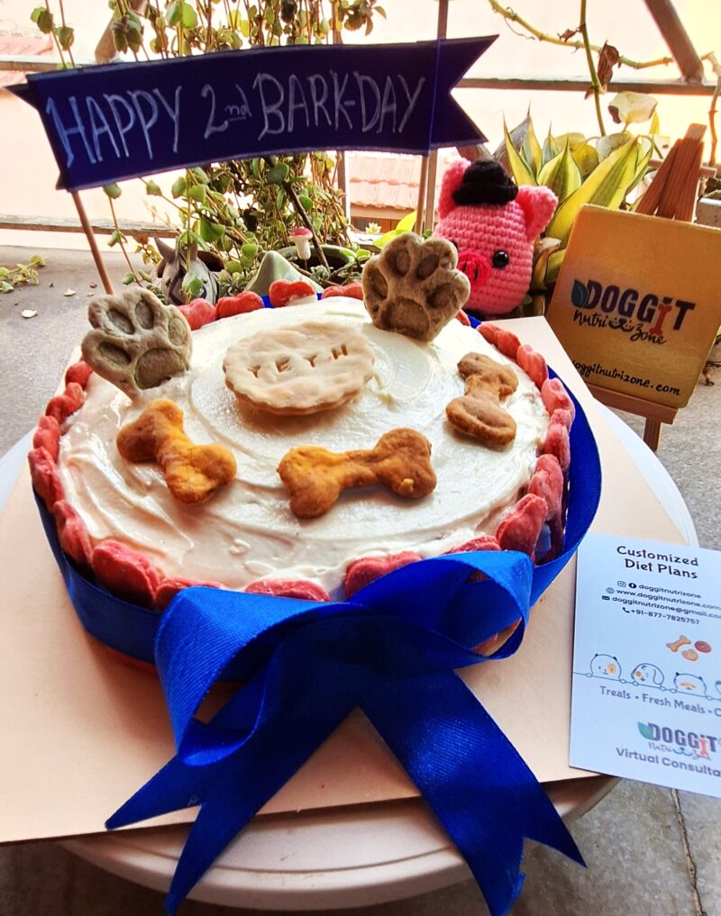Round Shaped Cake : 500gms / 1Kg